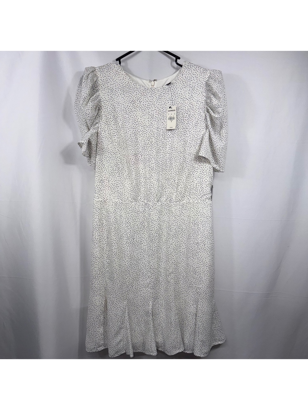 Express NWT Size M White Black Dot Ruffle Dress